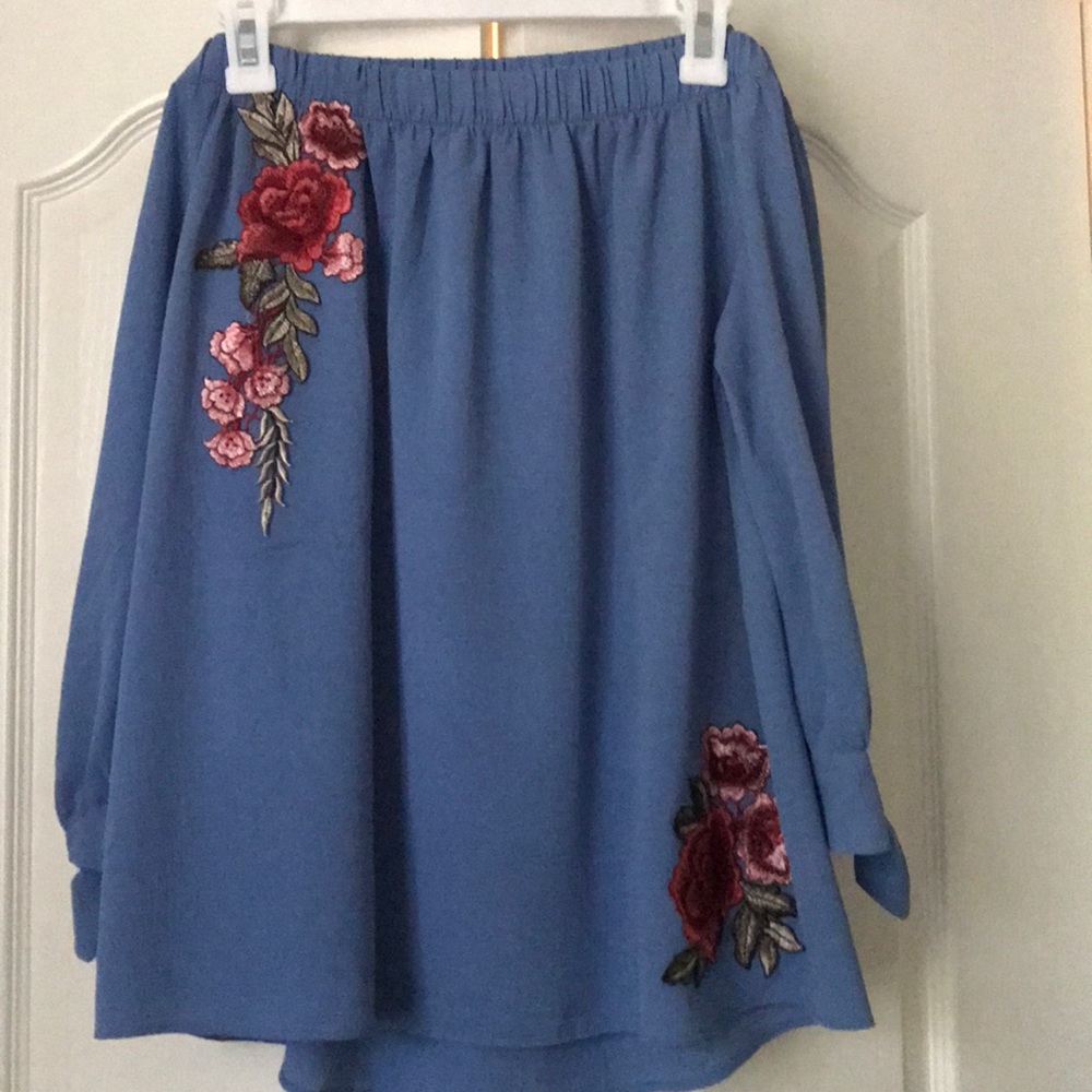 Sleeveless Blouse